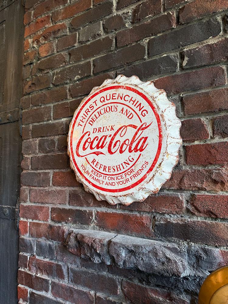 コカ・コーラ ボトルキャップサイン ブリキ看板 （ヴィンテージ