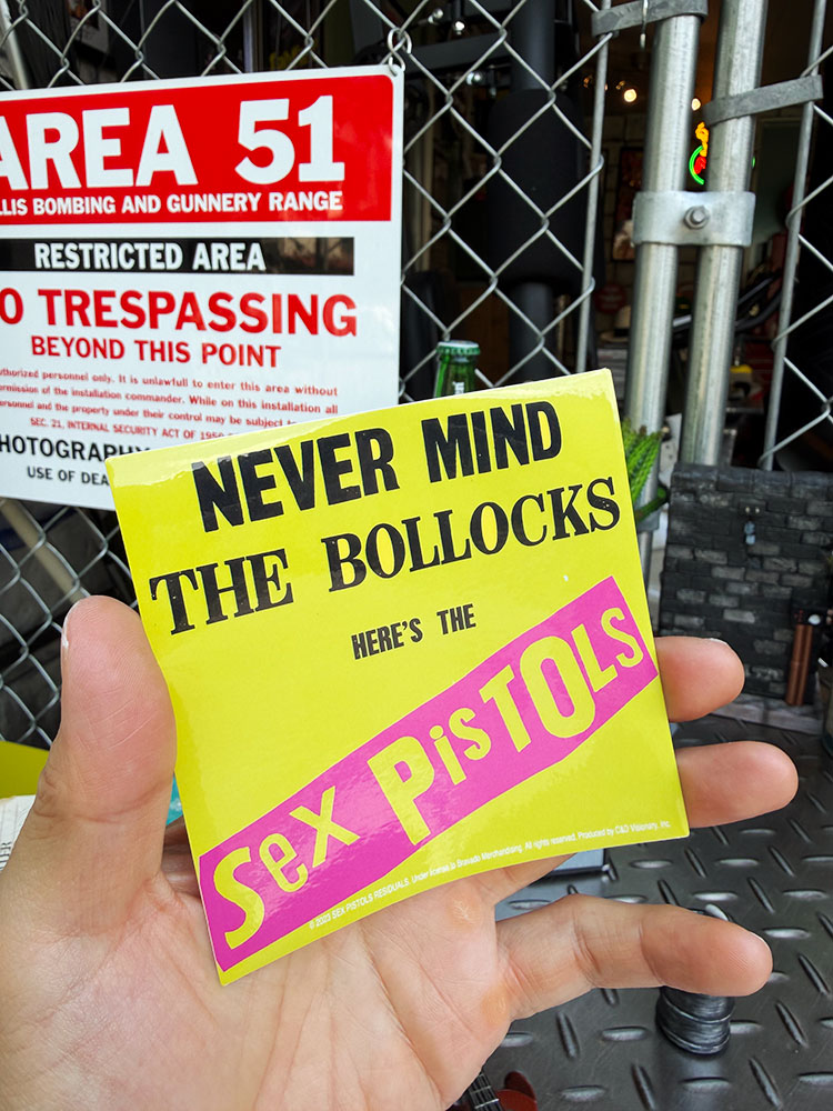 セックスピストルズ NEVER MIND THE BOLLOCKS アルバムジャケット