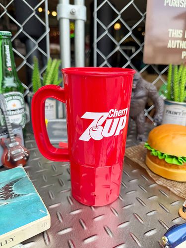 �����꡼7UP��22���󥹡�USA���������ޥ���650ml���ʥ�åɡˡ�MADE IN U.S.A.�����֥󥢥å�