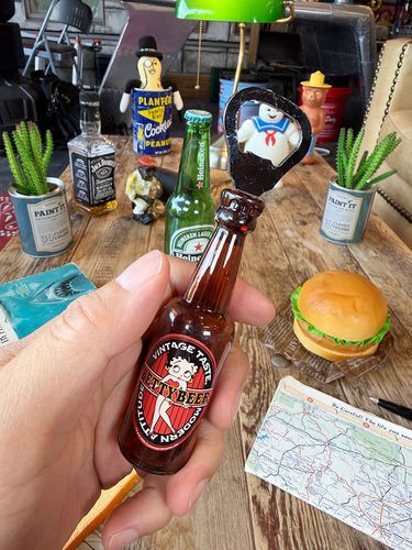 �٥ƥ����֡��ס��ӥ��ܥȥ뷿�ܥȥ륪���ץʡ�����BETTY BEER�ˡ��ޥ��ͥå��դ�����ȴ��