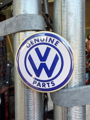 ����ꥫ�󥫥���㡼���ե�å��ޥ��ͥåȡ���VW GENUINE PARTS��