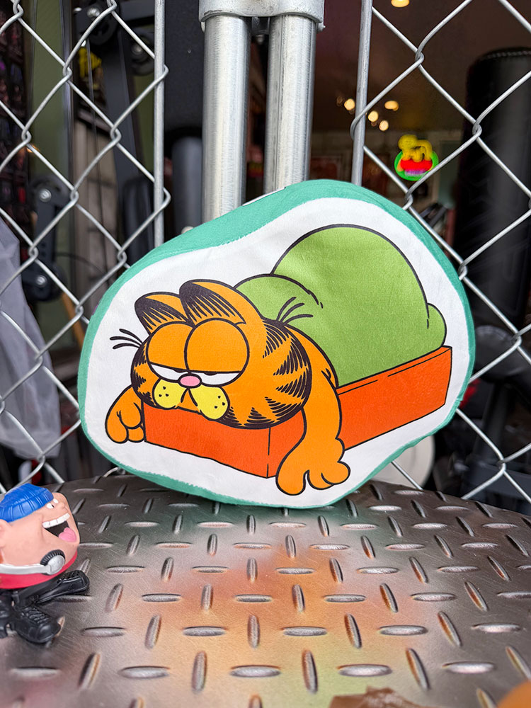 ガーフィールド ミニ ダイカットクッション （グリーン）の通販・販売