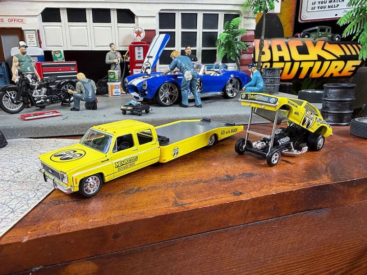 M2 ムーンアイズ限定 1973 シボレー ランプトラック & 1969 シボレー