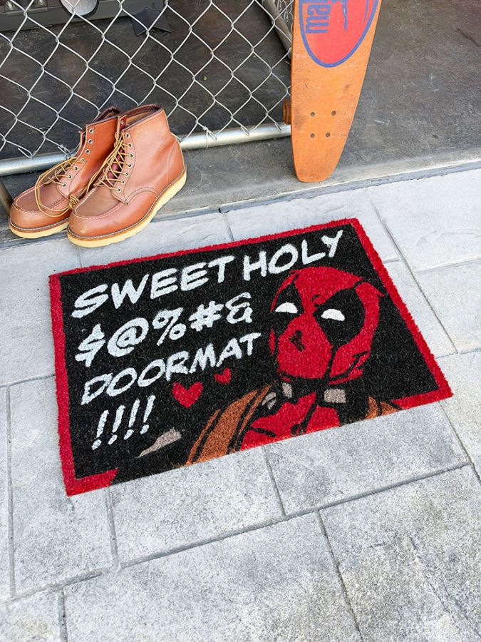 元箱のみ　レア！！ゲルツ　アポクロマート・アーター　レッドドット マーベル デッドプール オフィシャル ココマット 靴を履いたまま使う