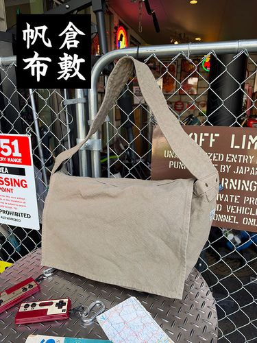 �������ۤǿ��ͤ��󤬺�ä����������Ρ��˥塼���ڡ��ѡ��Хå���V.D.L.C.����L������/�������١�����ˡ�MADE IN JAPAN