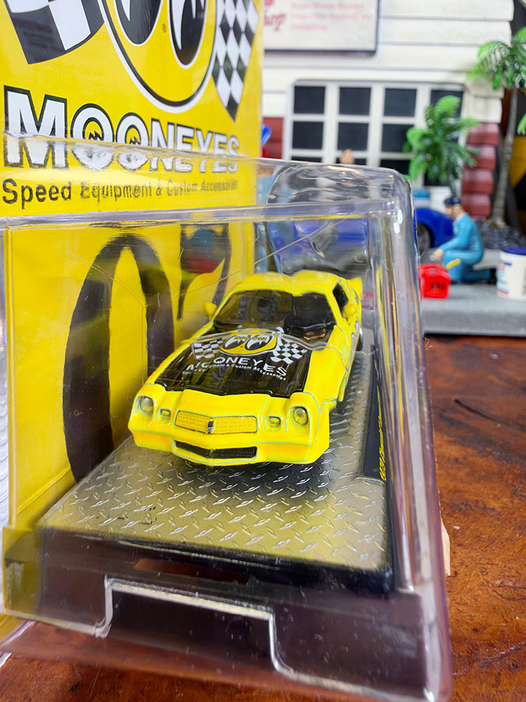 世界限定10428台 M2 ムーンアイズ限定 ミニカー 1979年 シボレー