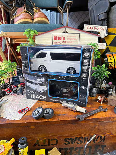 �ȥ西���ϥ���������RC�������ե륢������󡡥饤���դ����ʥۥ磻�ȡˡ��ȥ西��ư�ָ����饤���󥹾��ʡ��饸����