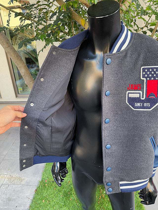 �ǲ衡���硼�������������L�������Τߤ�Ÿ������˥��å��������ե������饤���󥹡�����饸���