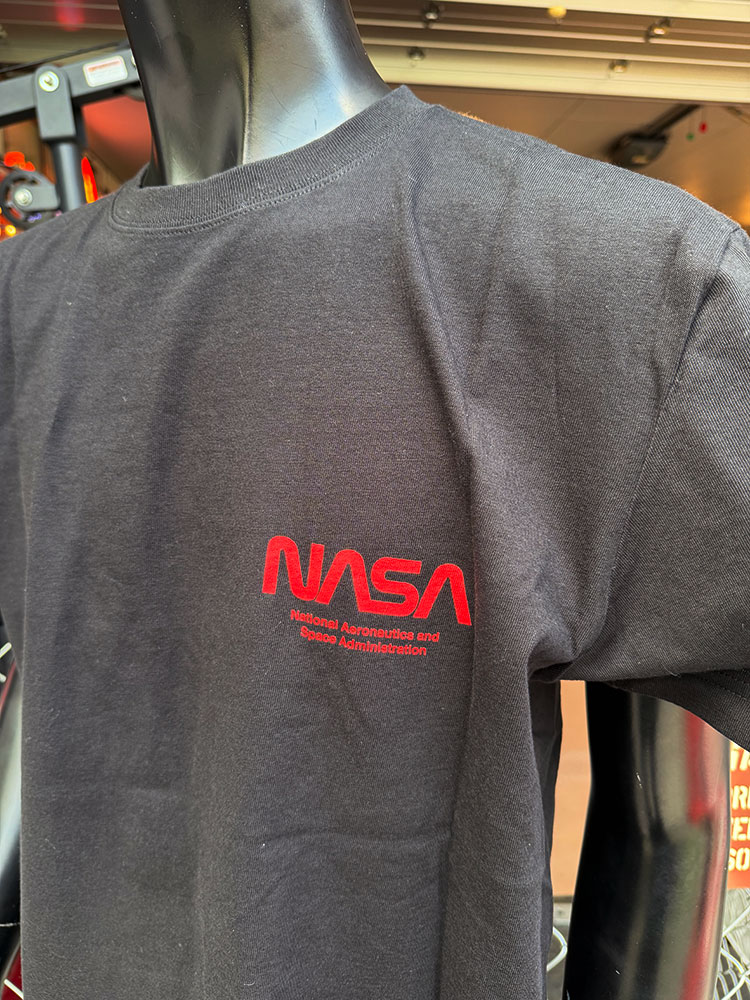 NASA ���ե�����롡����������������T����ġ��ʥ֥�å��ˡ�NASA�͹��������黣�Ƥ��줿