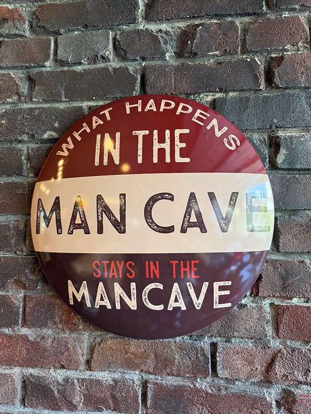 男の秘密基地 男の隠れ家 マンケイブ ドームサイン ブリキ看板の通販