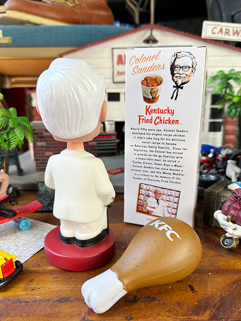 KFC�����󥿥å����ե饤�ɥ����󡡥����ͥ륵����������ܥӥ󥰥إåɡ�FUNKO