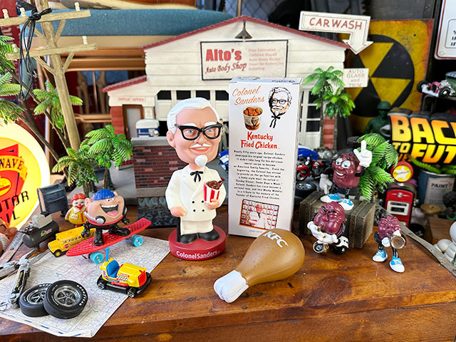 KFC�����󥿥å����ե饤�ɥ����󡡥����ͥ륵����������ܥӥ󥰥إåɡ�FUNKO