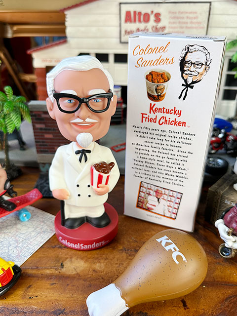 KFC�����󥿥å����ե饤�ɥ����󡡥����ͥ륵����������ܥӥ󥰥إåɡ�FUNKO