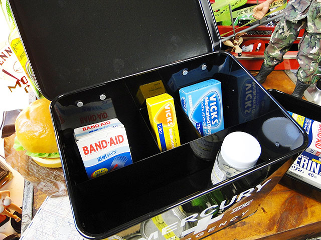 �ޡ�����꡼�����ޡ������󥷡��ܥå������ʥ֥�å���