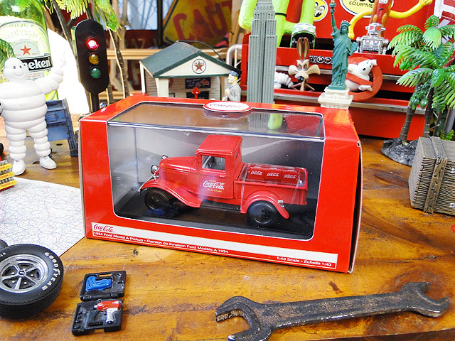 1934ǯ���ե����ɡ���ǥ�A���ԥå����åס��������㥹�ȥߥ˥�����1/43��������