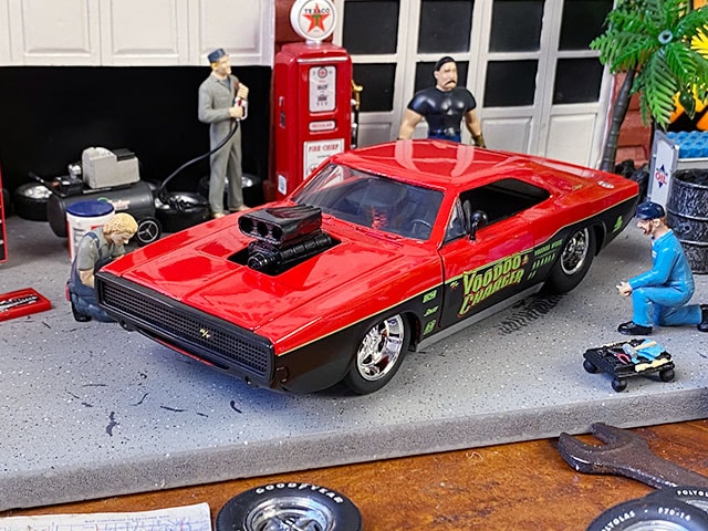 Jada 1970年 ダッジ チャージャーR/T ダイキャストミニカー 1/24