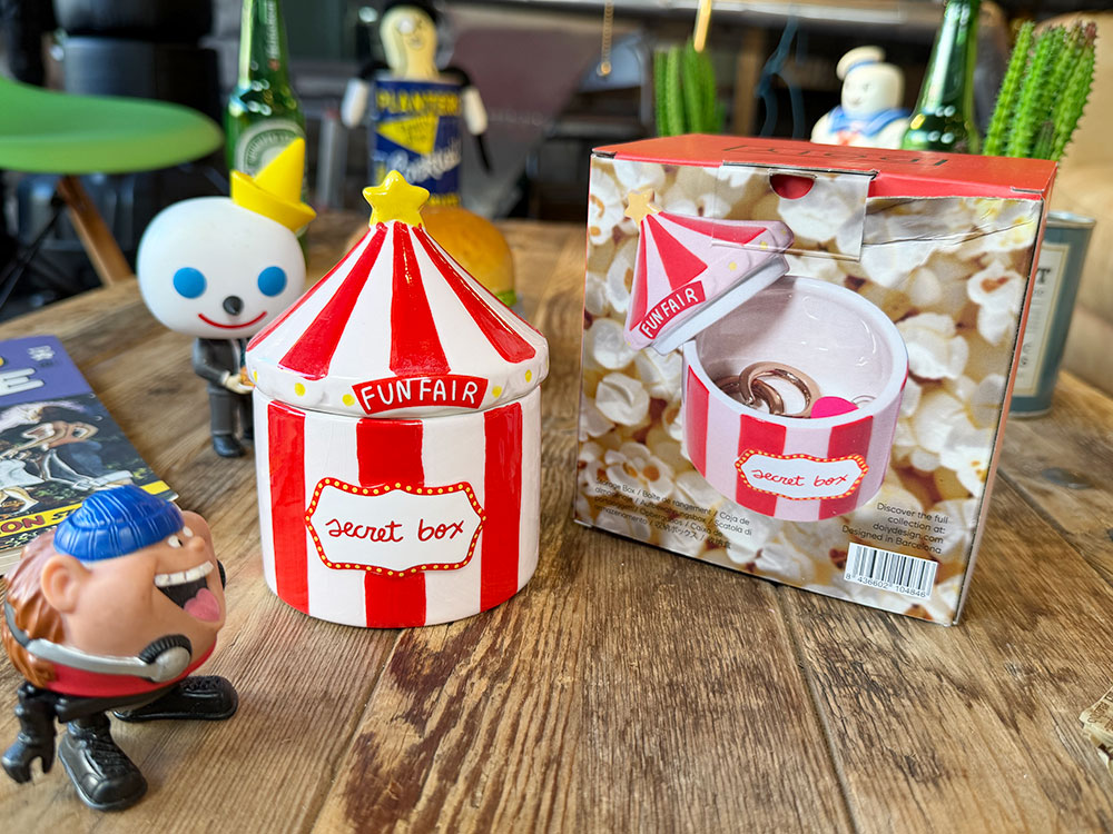 �ե���ե��������������Υƥ�ȷ�����������åȥܥå�������ʪ���졡ƫ����