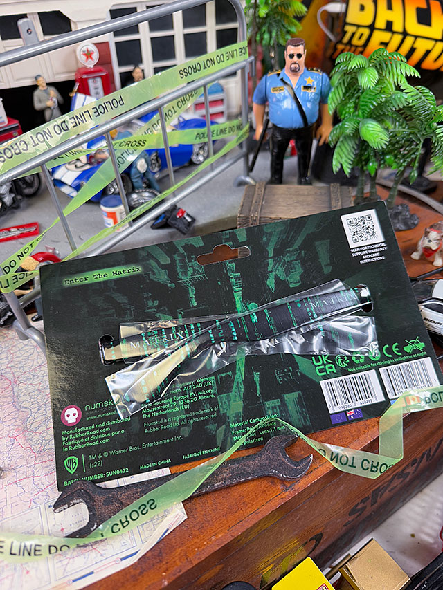 �ǲ衡�ޥȥ�å��������ե�����롡���󥰥饹��UV400