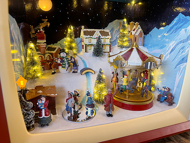 ���ꥹ�ޥ�����ȥ�TV���ߥ塼������ޥ����󡡡�LED�饤�ȡ��ߥ塼���å�9�ʵ�ǽ�դ���