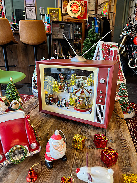 ���ꥹ�ޥ�����ȥ�TV���ߥ塼������ޥ����󡡡�LED�饤�ȡ��ߥ塼���å�9�ʵ�ǽ�դ���