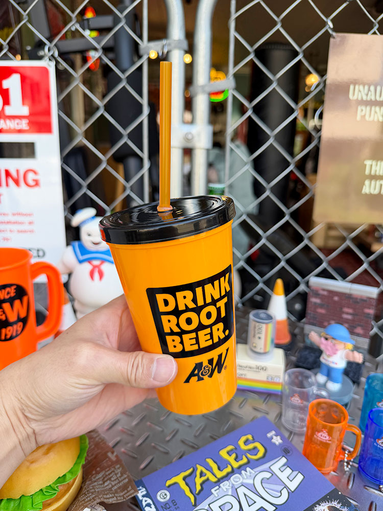 A&W�����ե�����롡22���󥹡����ȥ������åס�MADE IN U.S.A.