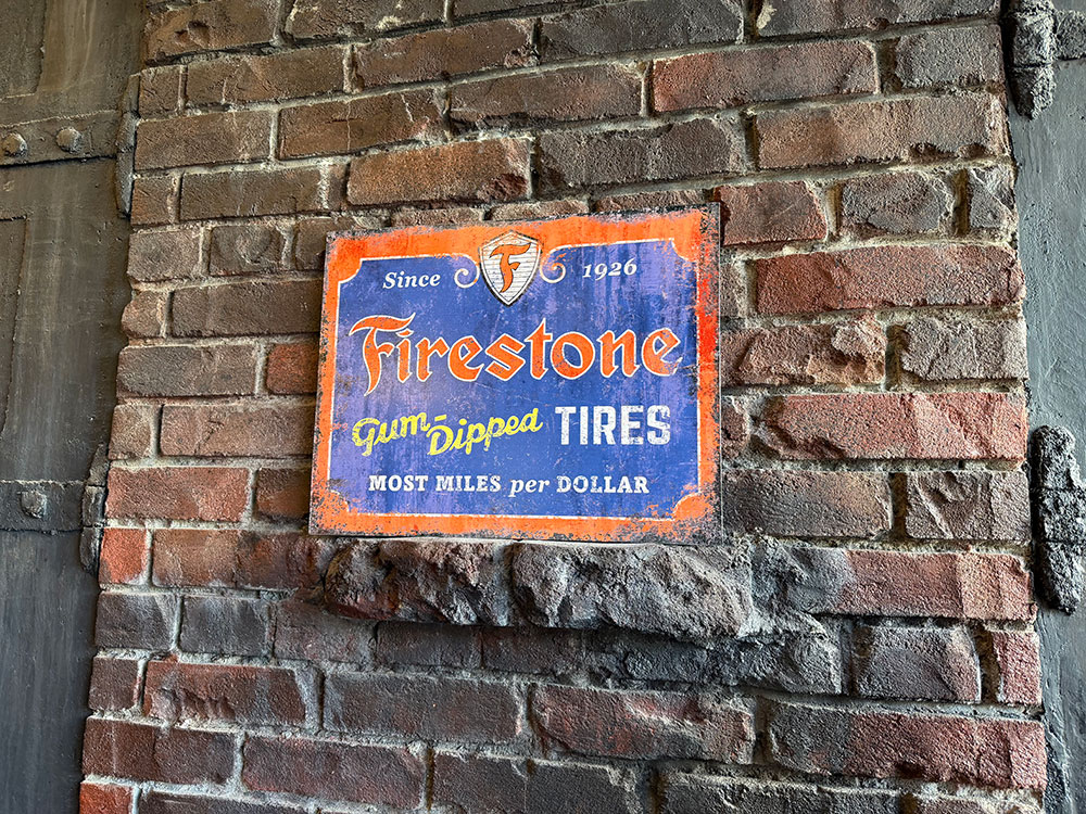 �ե��������ȥ󡡥֥ꥭ���ġ���Gum-Dipped TIRES��