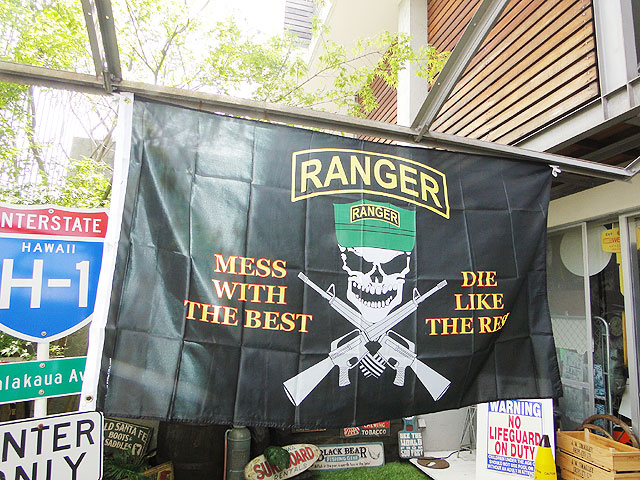 スペシャルフォースのミリタリーフラッグ レンジャー グリーンベレー ホワイト の通販 販売 アメリカ雑貨のテーマパーク キャンディタワー