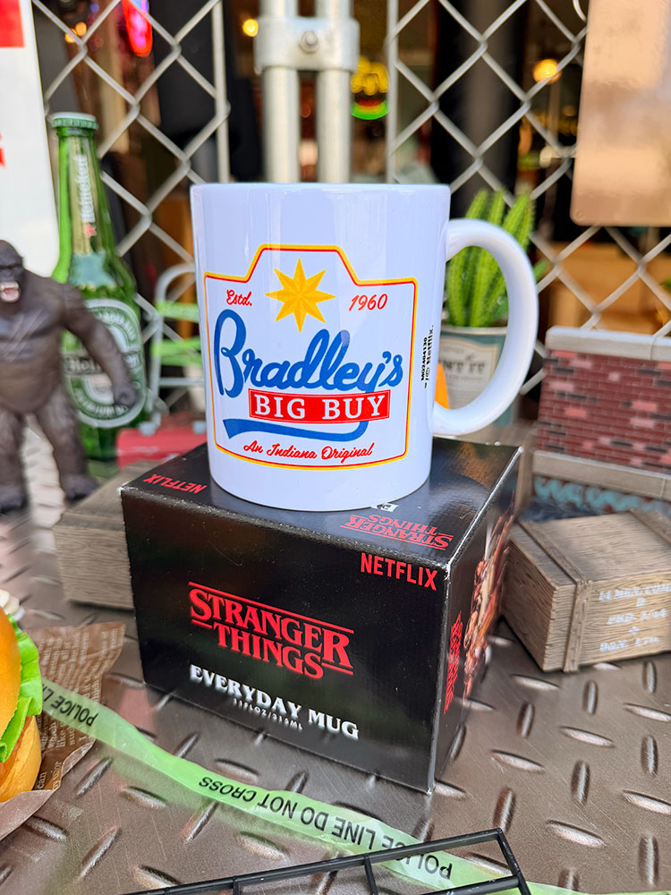 Netflix�ɥ�ޡ����ȥ�󥸥㡼���󥰥���Bradley's�����ե�����롡�ޥ����åס�315ml���������å�