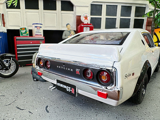 �ޥ����ȡ�1973ǯ���˥å��󡡥������饤��GT-R�������ꡡKPGC110���ʥۥ磻�ȡˡ��������㥹�ȥߥ˥�����1/24��������