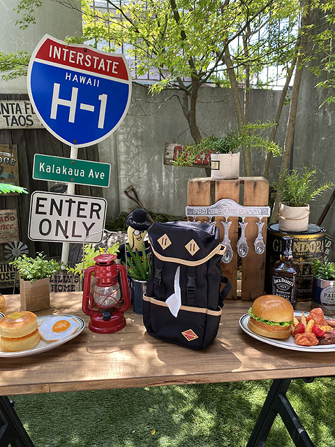 �Хå��ѥå����ƥ��å��奫�С�