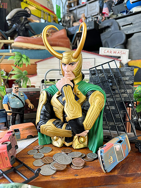 マーベル ロキ バストバンク 貯金箱 アベンジャーズの通販・販売