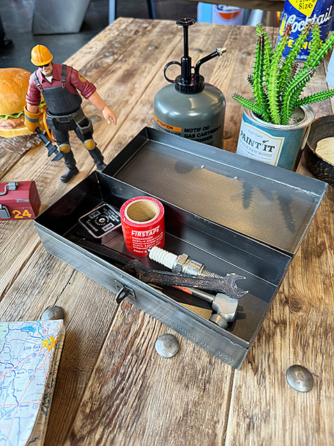 �ݥ��ȥ����ͥ�롡��������ȥꥢ�롡�ߥˡ��ġ���ܥå���