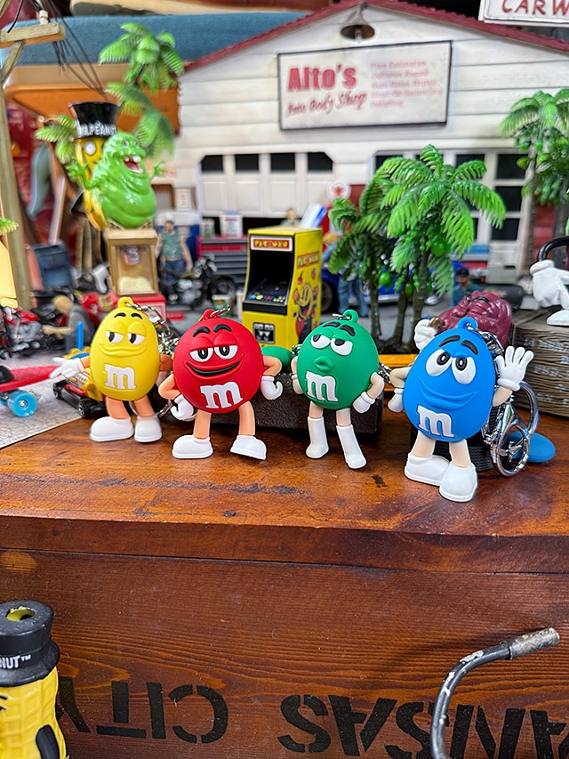 M&M's��PVC�ե����奢�������ۥ��������4�Υ��åȡ�