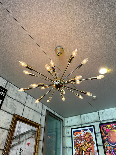 סȥ˥ס18ΡLEDбʥ֥饹ˡŵǤ