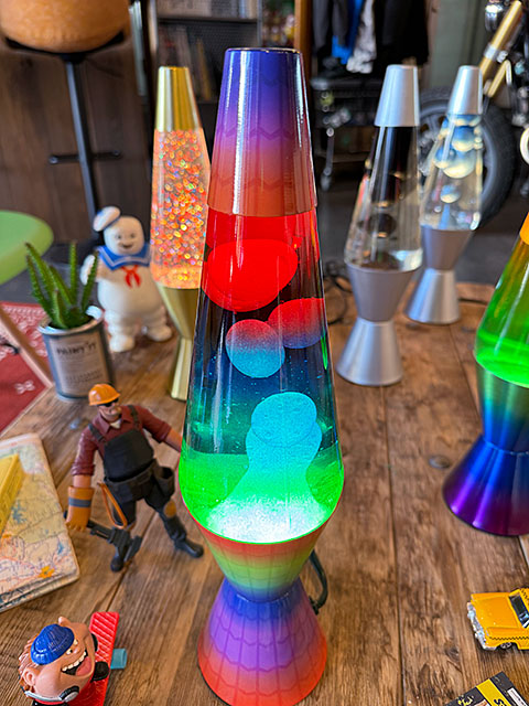 Lava Lamp社 ラバライト 正規品 ラバランプ（ホワイト/クリア/トリカラーボディ）の通販・販売 アメリカ雑貨のテーマパーク