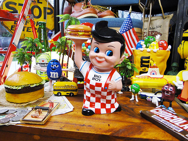 �ӥå��ܡ������Х�