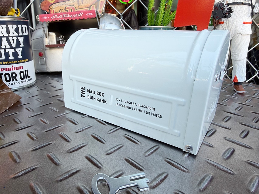 �ݥ��ȥ����ͥ�롡�᡼��ܥå�����������Х󥯡��ʥۥ磻�ȡˡ�ñ��