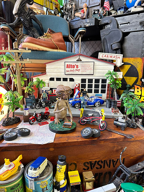 NECA��E.T.���إåɥΥå���