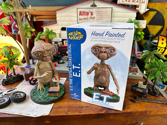 NECA��E.T.���إåɥΥå���