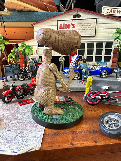 NECA��E.T.���إåɥΥå���