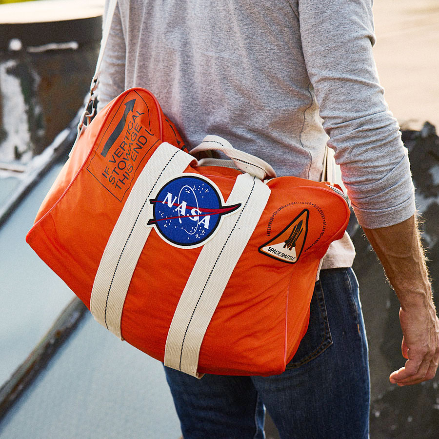 NASA�����åȥХå���RED CANOE����åɥ��̡�