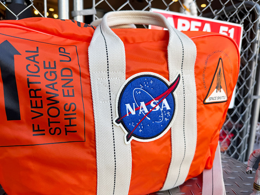 NASA�����åȥХå���RED CANOE����åɥ��̡�