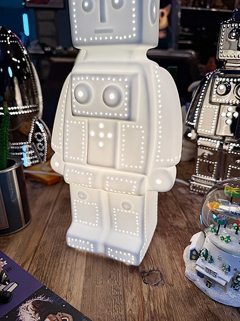 ȥ󡡥ݡ󡡥ܥåȥ饤ȡʥޥåȥۥ磻ȡˡLEDбŵǤ