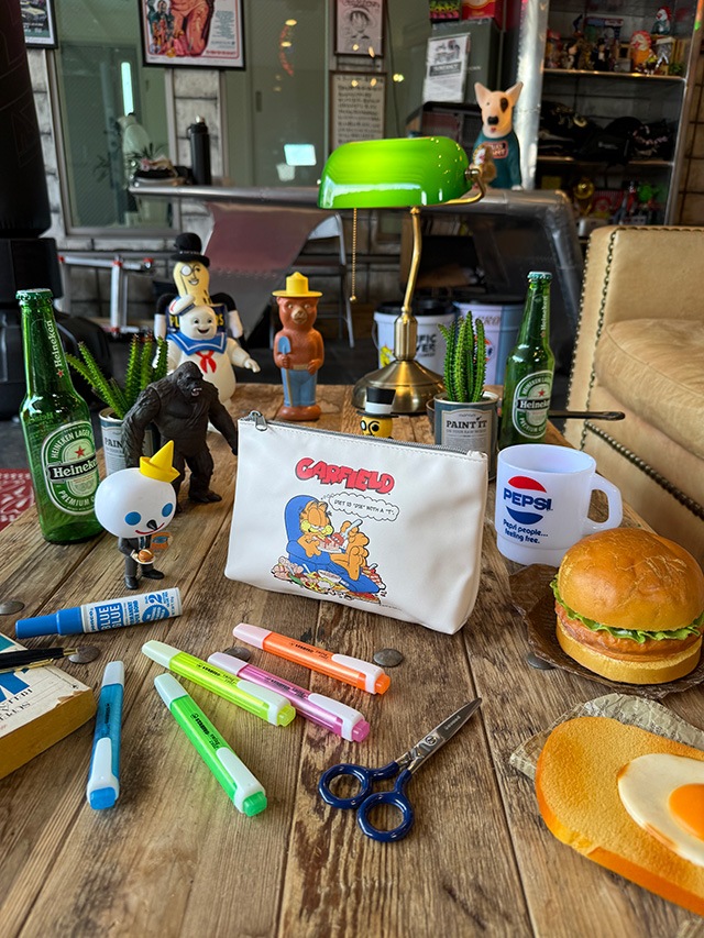 �����ե�����ɡ����������ݡ������ʥۥ磻�ȡ�