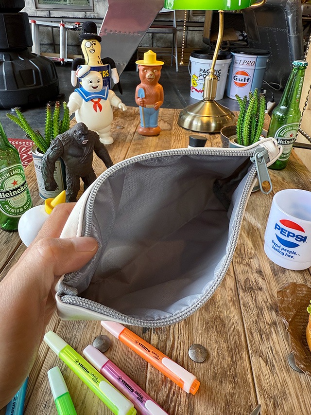 �����ե�����ɡ����������ݡ������ʥۥ磻�ȡ�