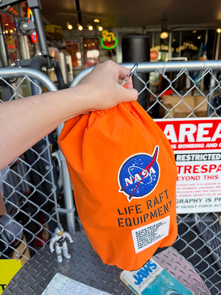 NASA����åץ��ȥåץХå��������åե��å���RED CANOE����åɥ��̡�