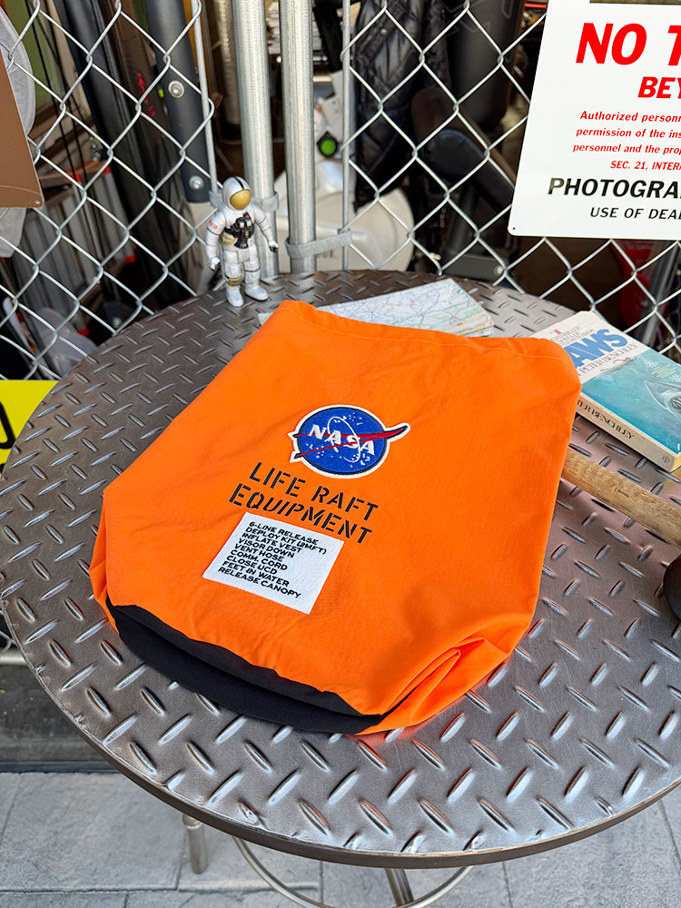 NASA����åץ��ȥåץХå��������åե��å���RED CANOE����åɥ��̡�