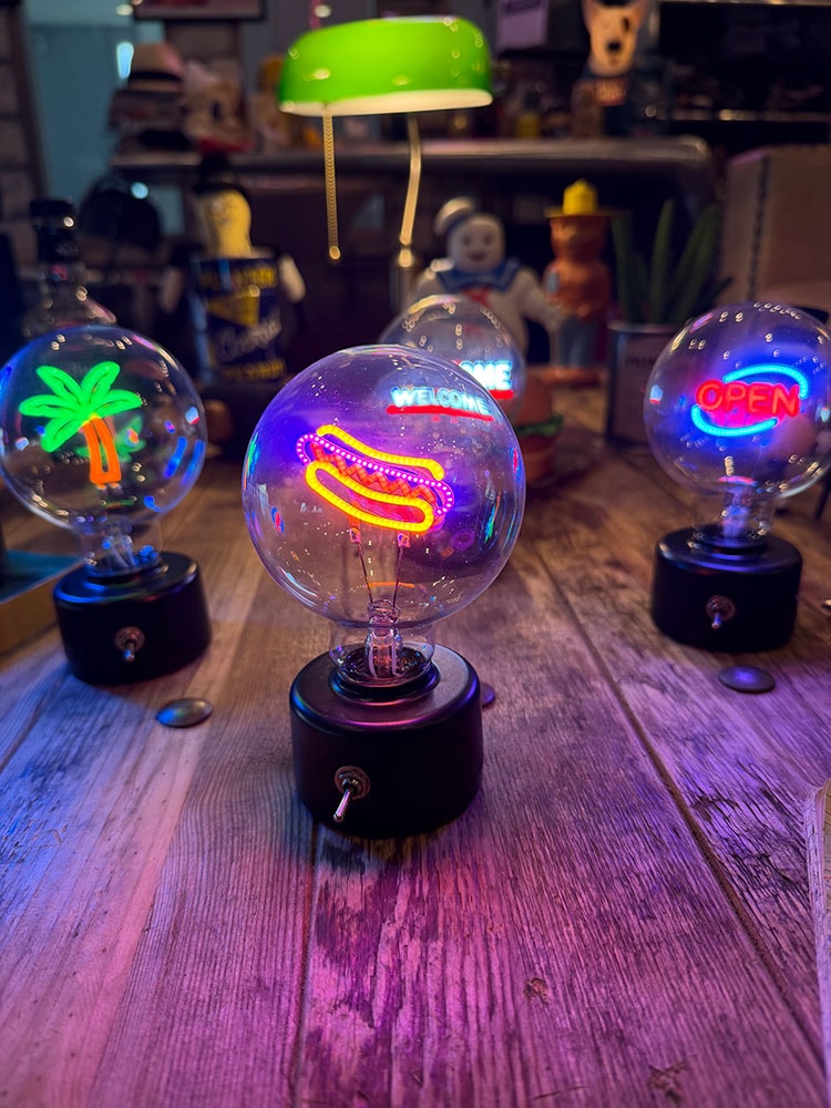 LED���Х�֥饤�ȡ��ʥۥåȥɥå��ˡ�ñ�����ӡ�USB�Ÿ���ξ���б�