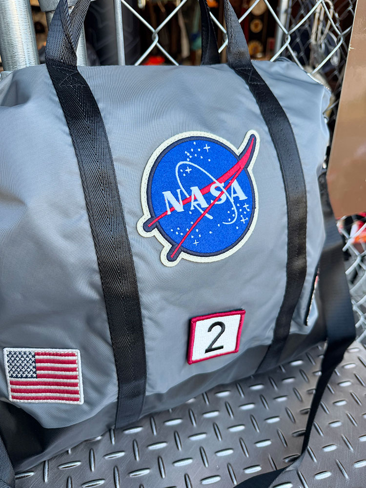 NASA���إ��åȥХå���RED CANOE����åɥ��̡�