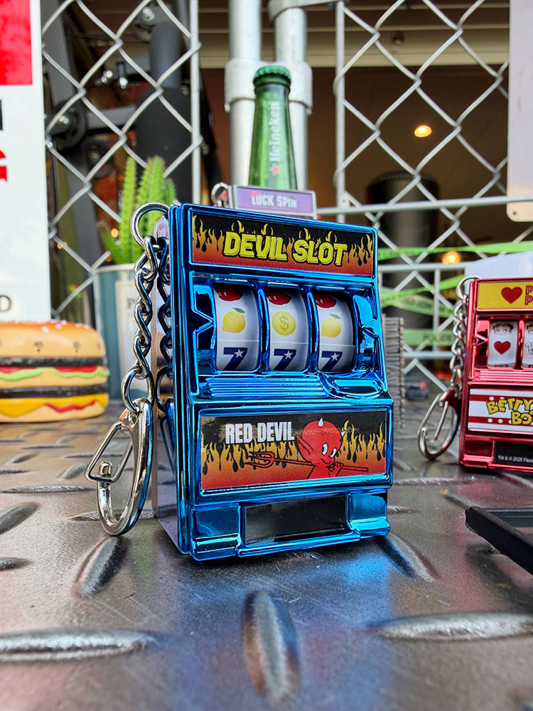 カジノ スロットマシン キーホルダー （ブルー/レッドデビル）の通販